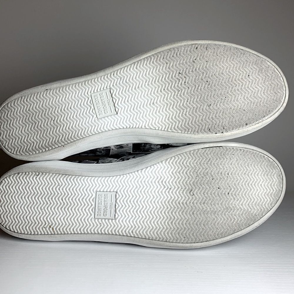 I Love Lucy Sneakers from Bradford Exchange - Women’s Size 10 - Picture 9 of 9